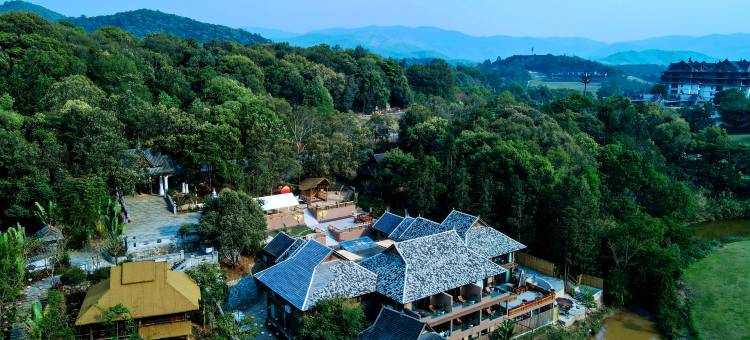 勐巴拉悦庭温泉民宿图片