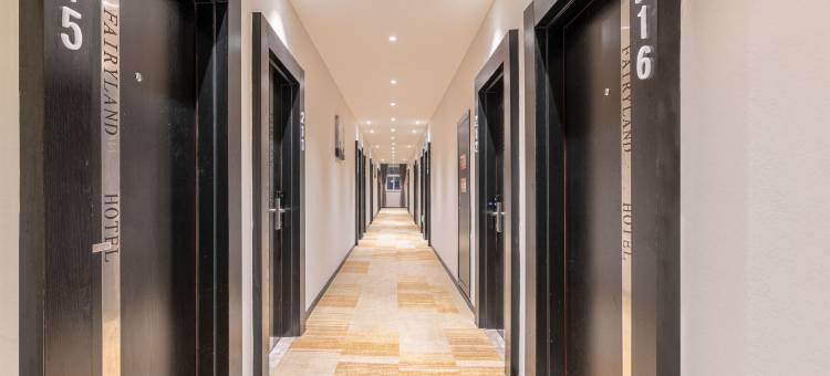 云上四季尚品酒店(玉溪淘宝街万达广场店)图片