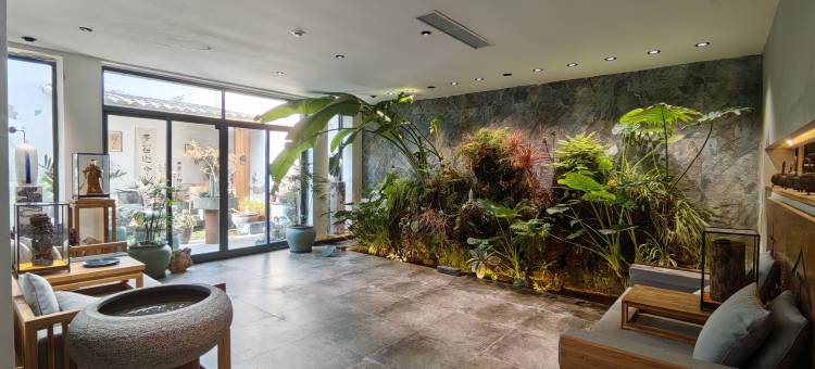 青苔迦舍民宿(开封万岁山大宋武侠城店)图片