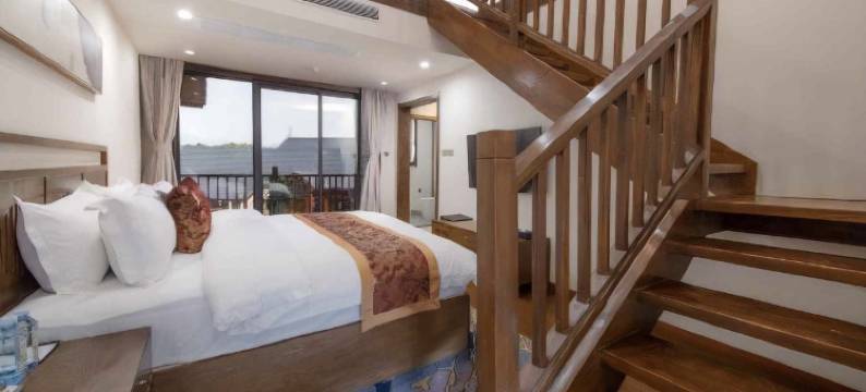 平江山水梧桐木屋轻奢民宿图片