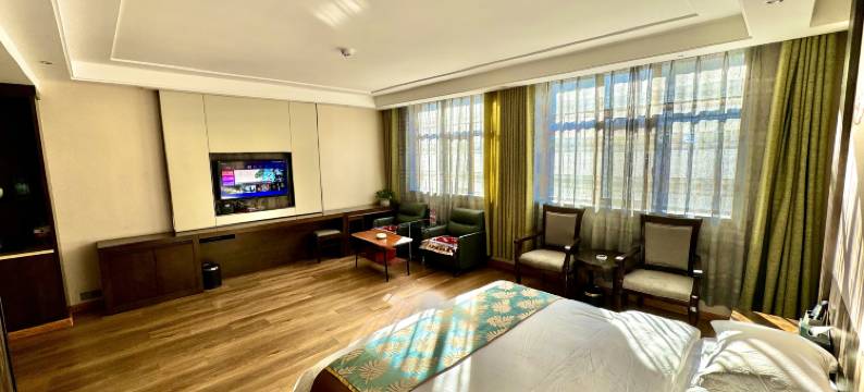 扎古录镇雪羚米苏酒店图片