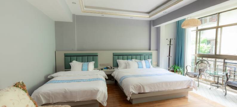 楚雄阿佬俵客栈图片