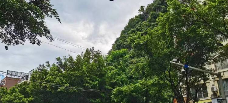 派酒店(贺州远东商城缤纷环球城店)图片