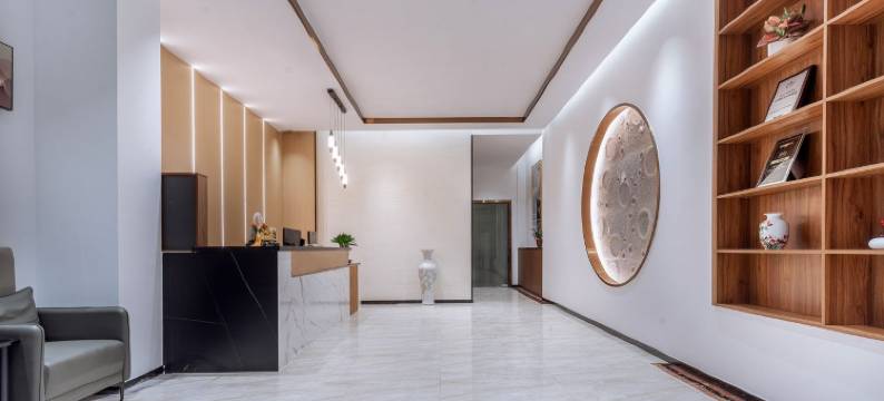 武鸣假日酒店(汽车客运站康和城店)图片