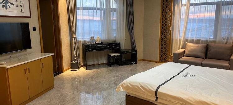 孙吴水云间精品酒店图片