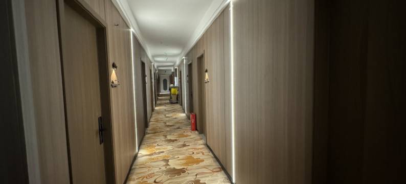 射洪亿家酒店图片