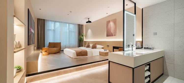 丽斯MAX酒店(淮河路步行街大东门地铁站店)图片