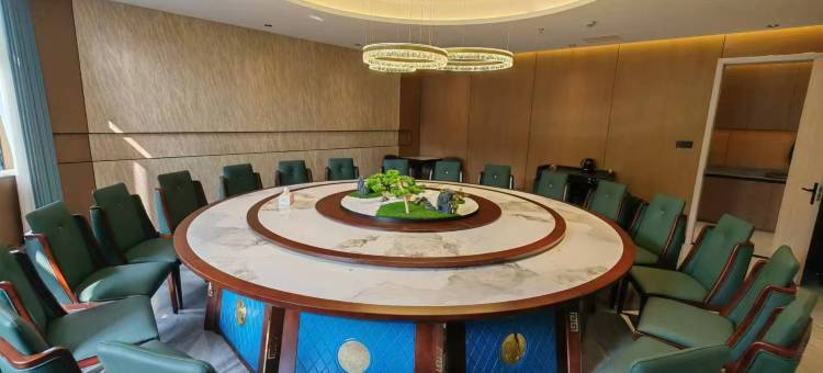 湖滨四季酒店(杭州保俶路下宁桥地铁站店)图片