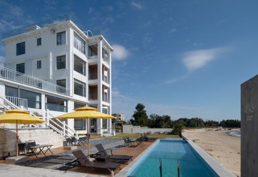 归山海民宿外景图