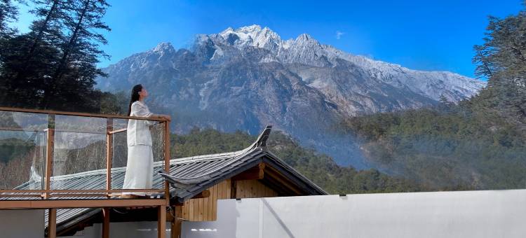 丽江恒昌宝隐陌花开雪山观景客栈(束河古镇店)图片