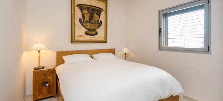 Urban Gem with Outdoor Lounge by Sea N Rent图片