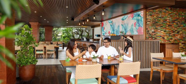 阿斯顿坎古海滩度假村(Aston Canggu Beach Resort)图片