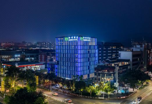 普洱松缦酒店（思茅区悦城时光里购物公园店）外景图