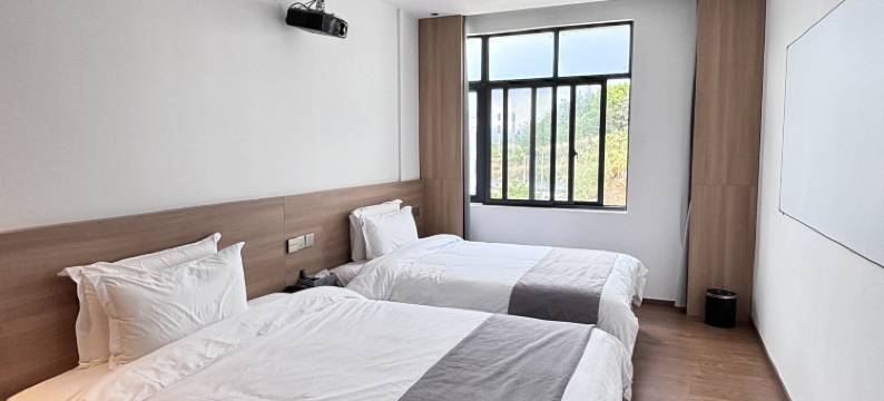 景瓷居臻品酒店(景德镇北站店)图片