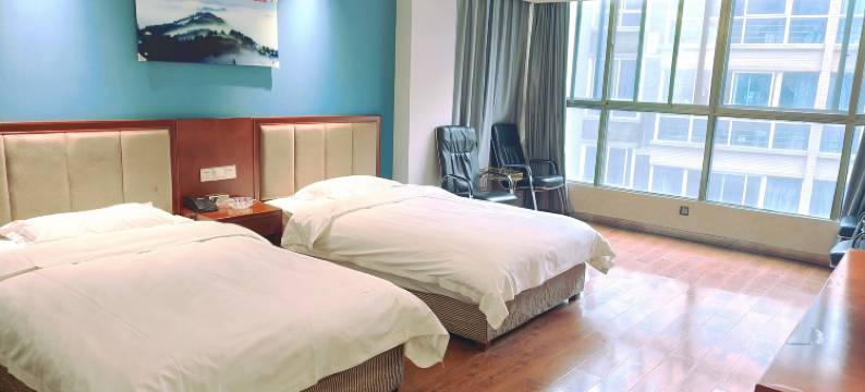 平利宝登酒店图片