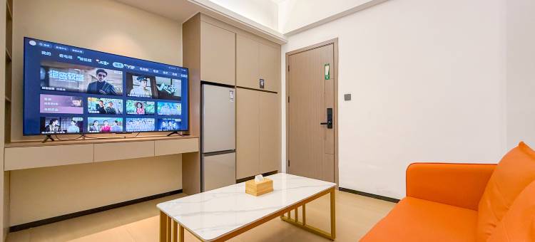 八匹马·五星公寓(深圳龙华富士康油富店)图片