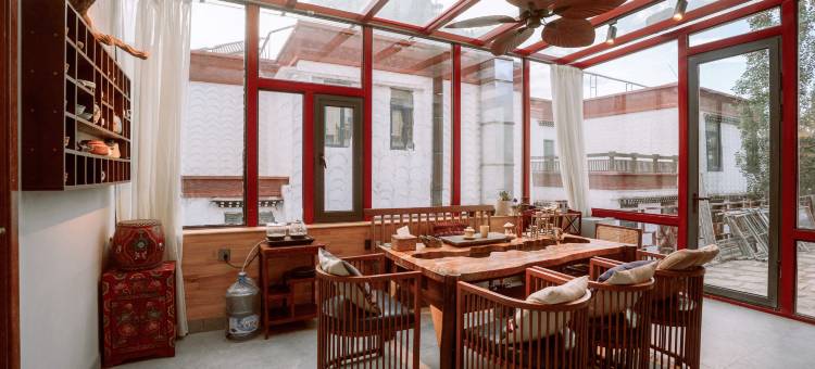 拉萨壹念起民宿(文成公主实景剧场店)图片