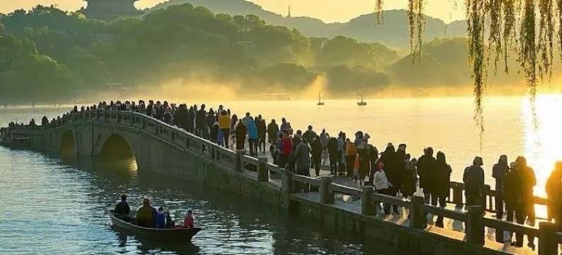 丽斯未来酒店(杭州东站闸弄口地铁站店)图片