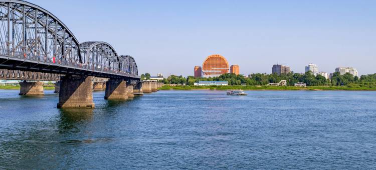 丹东珍珠岛江畔酒店(志愿军公园店)图片