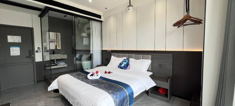 等风影院民宿(雅安高铁站店)图片