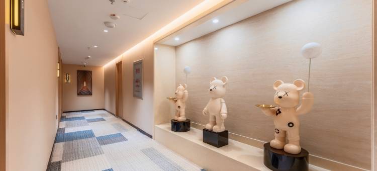 哈尔滨阿穆尔酒店(中央大街索菲亚教堂店)图片