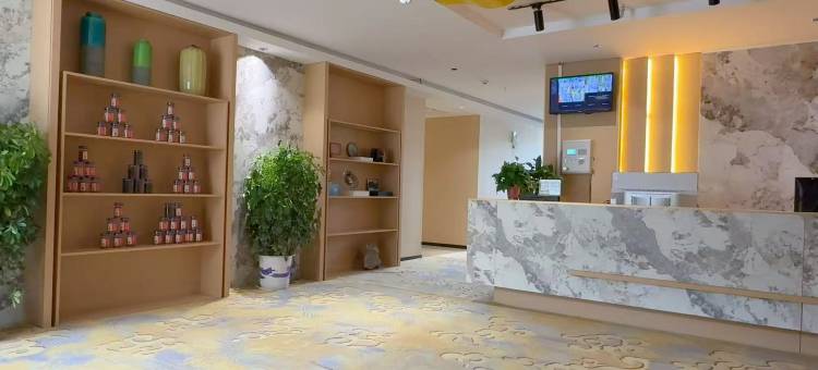 鸣悦凯会观光酒店图片