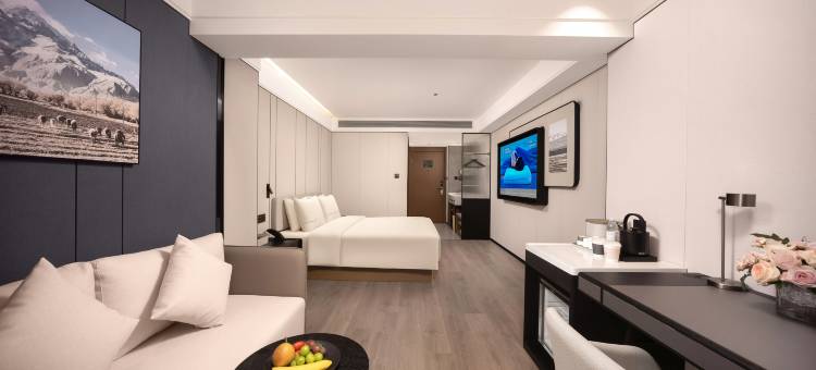 桂林火车站盈泰大厦亚朵酒店图片