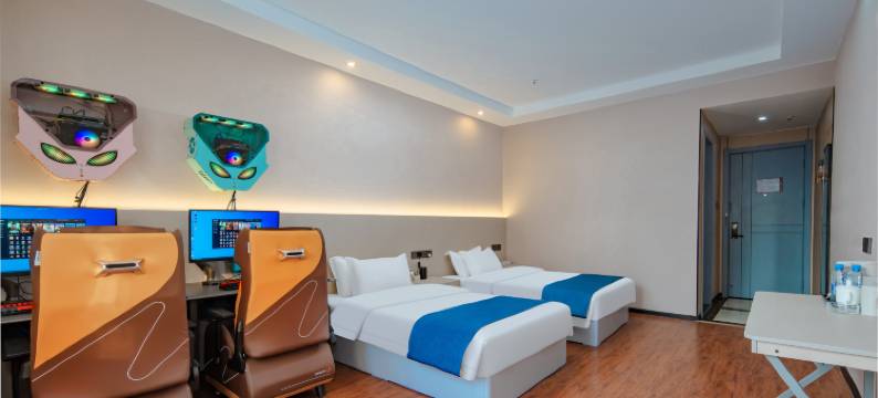 大峡谷电竞酒店(艾溪湖江西制造学院太子殿地铁站店)图片