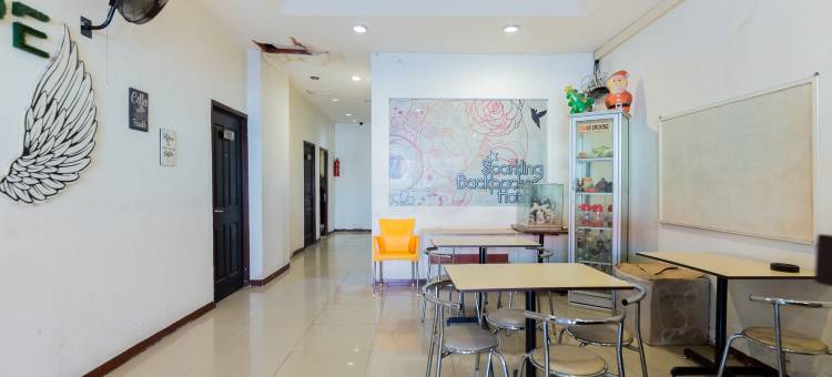 RedDoorz @ Sparkling Hotel near Stasiun Gubeng Surabaya图片