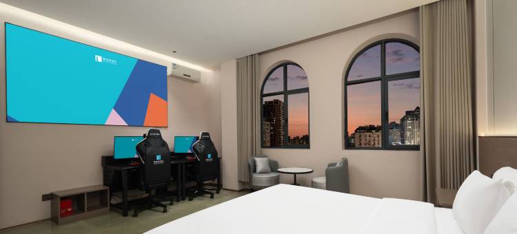 爱电竞酒店(建水古城紫陶街店)图片