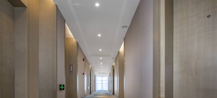 维也纳国际酒店(库尔勒麒麟桥店)图片