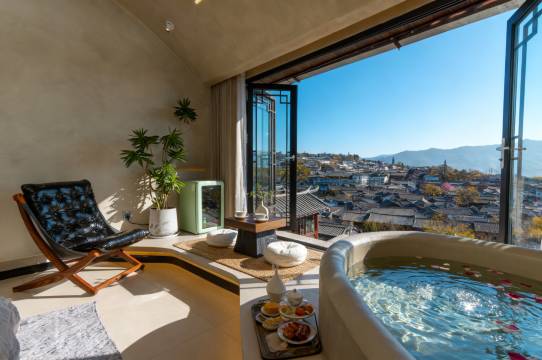 俏半山一城·设计师观古城雪山屋顶咖啡美宿(丽江古城大水车店)图片