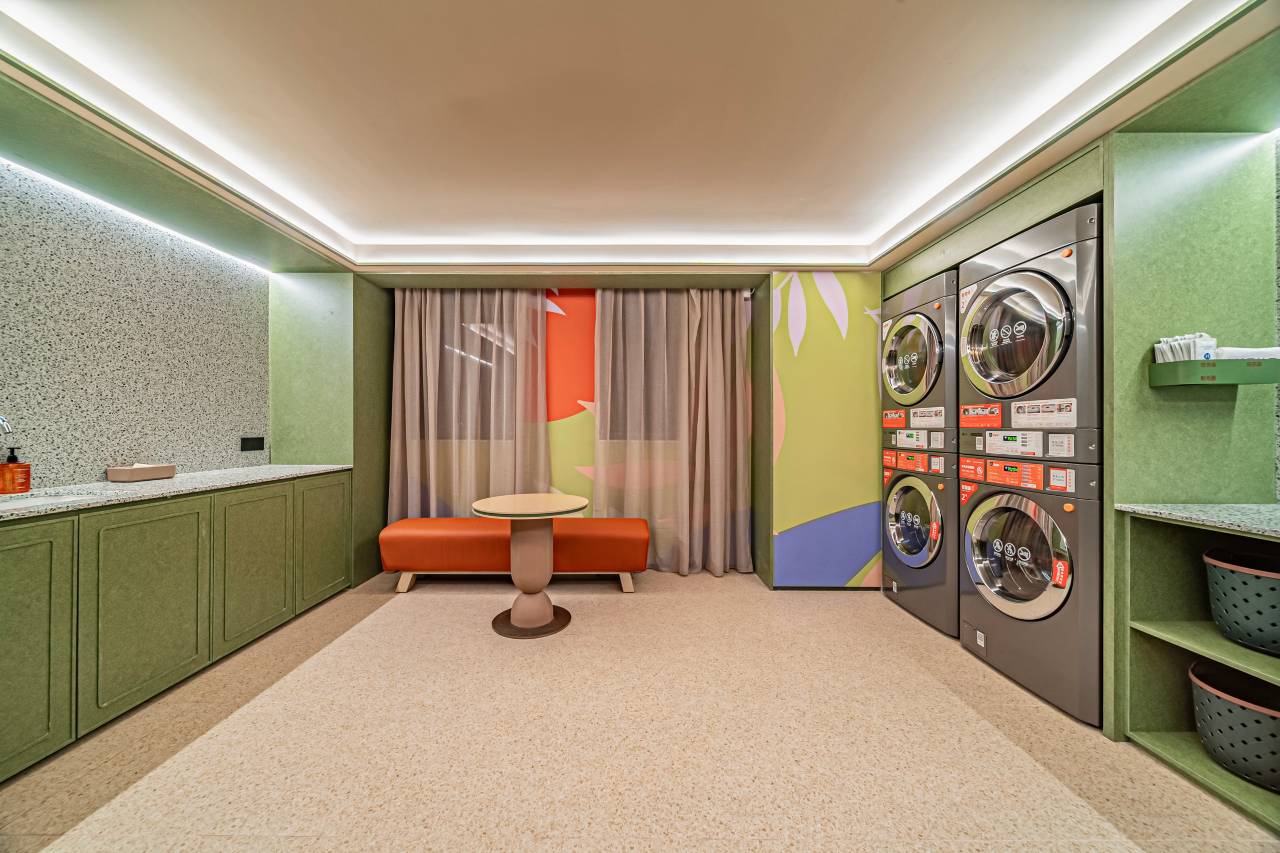 桔子酒店(西安电子城山门口地铁站店)图片