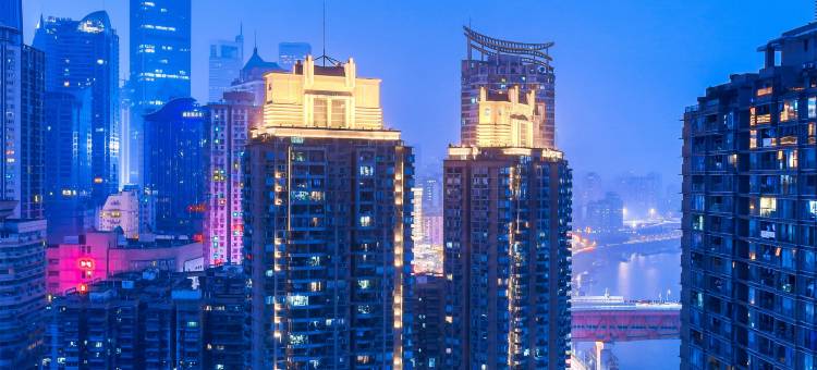 重庆PlUS·高空全景公寓(解放碑来福士店)图片