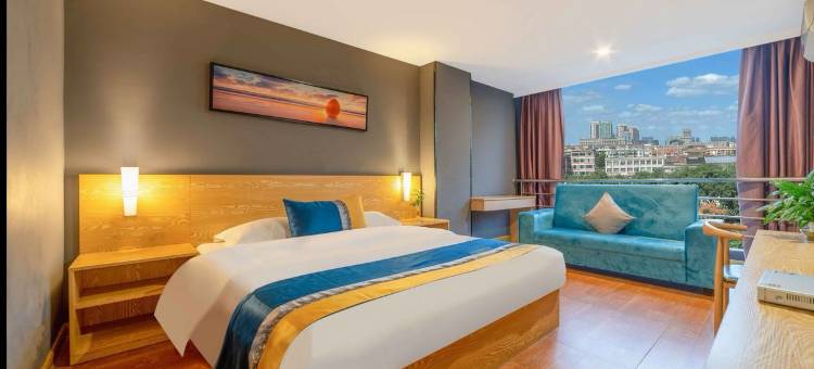 亚信电竞民宿(玉林步行街店)图片