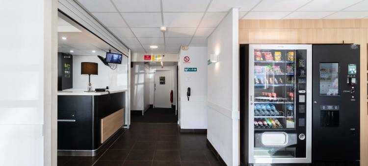 加莱航站楼住宿加早餐酒店(B&B Hotel Calais Terminal Cité Europe 2 étoiles)图片