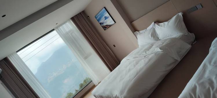 轿子山畔民宿图片