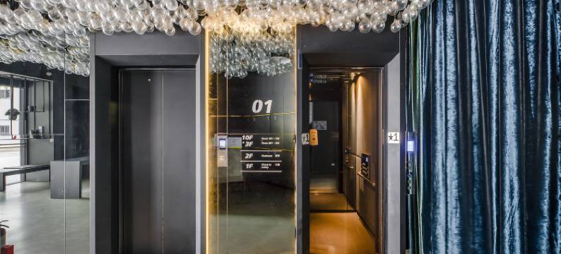 雀客旅馆台中黎明图片