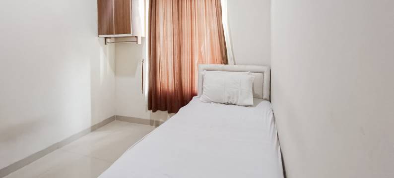 维斯玛阿尔伊曼酒店-由努萨林克管理(Wisma Al Iman Syariah 25 Mitra RedDoorz)图片