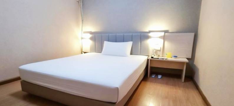 悦友酒店(长沙井湾子国际家具广场店)图片