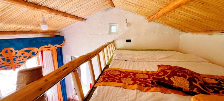 战马一号篝火星野度假民宿(喀拉峻景区店)图片