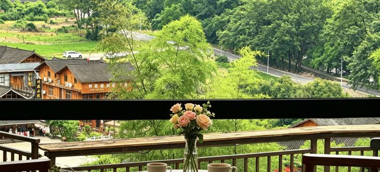 梵净山泉庭民宿(寨沙侗寨店)图片