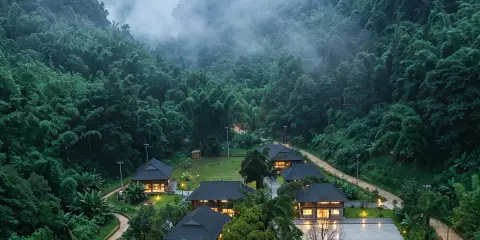 滄源阿佤立新裏旅墅