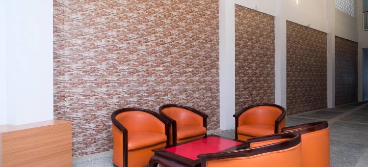 红门酒店·乌尔班景观·洛吉阿鲁姆·克拉滕站(Urbanview Syariah Loji Arum Stasiun Klaten by RedDoorz)图片