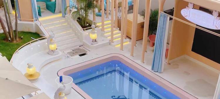 南客里里·The Hideaway·孔雀王庭花园度假酒店(星光夜市店)图片