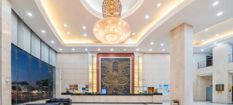 红云酒店(北流汽车总站万达广场店)图片