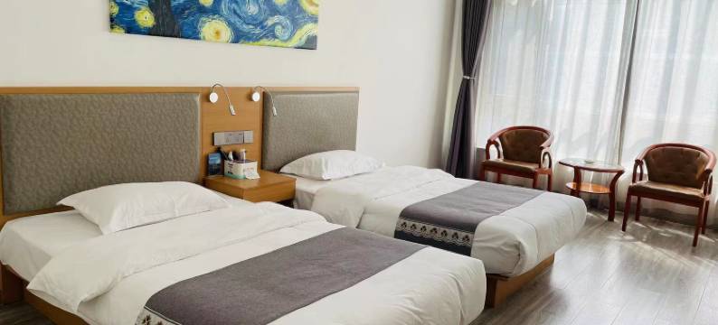 吕梁田家会商旅酒店图片