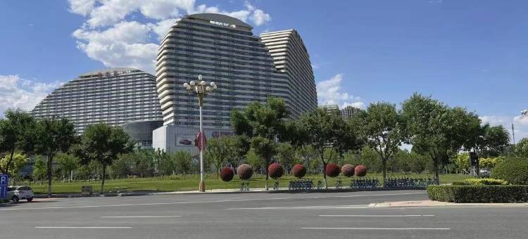云享电竞智能酒店(保定东站保定学院店)图片