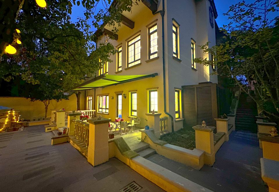 Manson time villa Hotel Overview