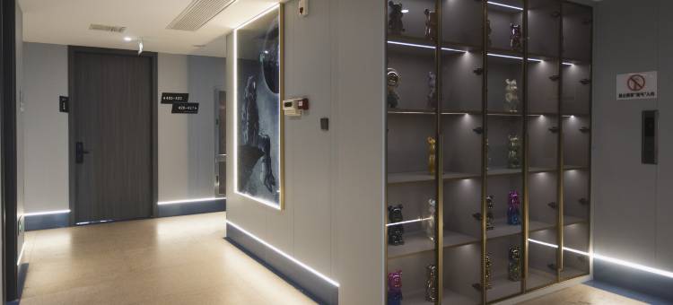 网鱼电竞酒店(杭州庆春广场地铁站店)图片